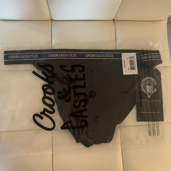 ⛓️2 x Crooks&Castles Panties - Picture 2 of 2